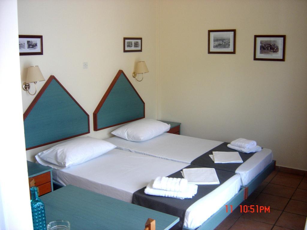 Filoxenia Apartments & Studios Theológos Quarto foto