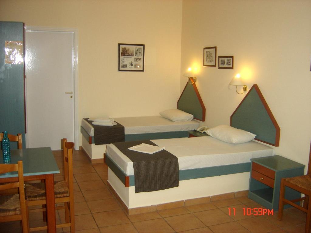 Filoxenia Apartments & Studios Theológos Quarto foto